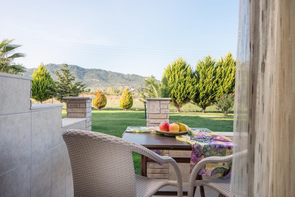 Апартаменты Rodon Garden 2 Сарти Экстерьер фото